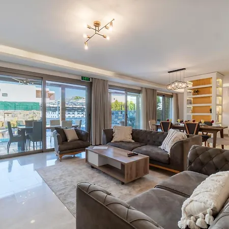 Deluxe Emilie With Private Swimming Pool * Bodrum