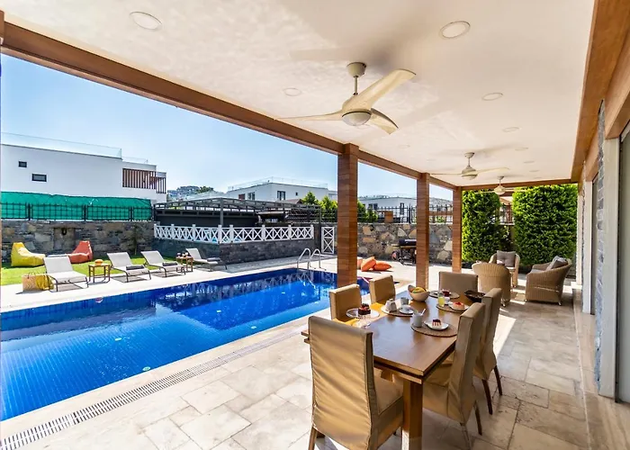Deluxe Emilie With Private Swimming Pool * Bodrum