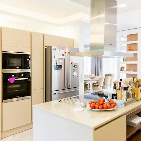 Deluxe Emilie With Private Swimming Pool 빌라