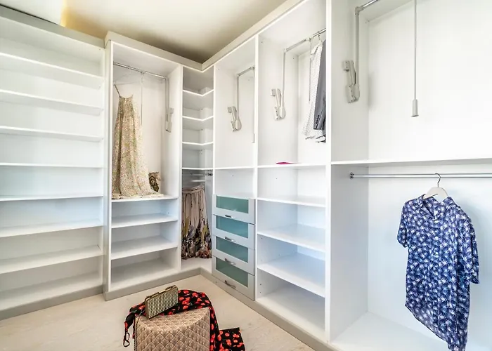 וילה Deluxe Emilie With Private Swimming Pool