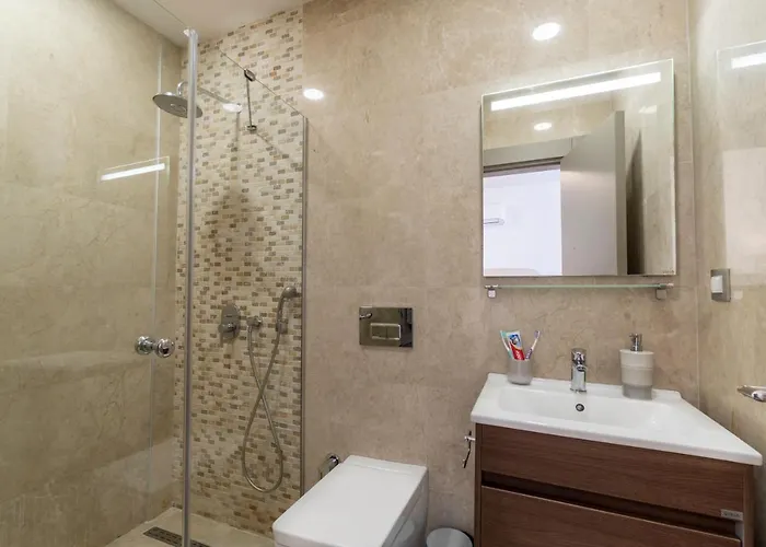 וילה Deluxe Emilie With Private Swimming Pool *